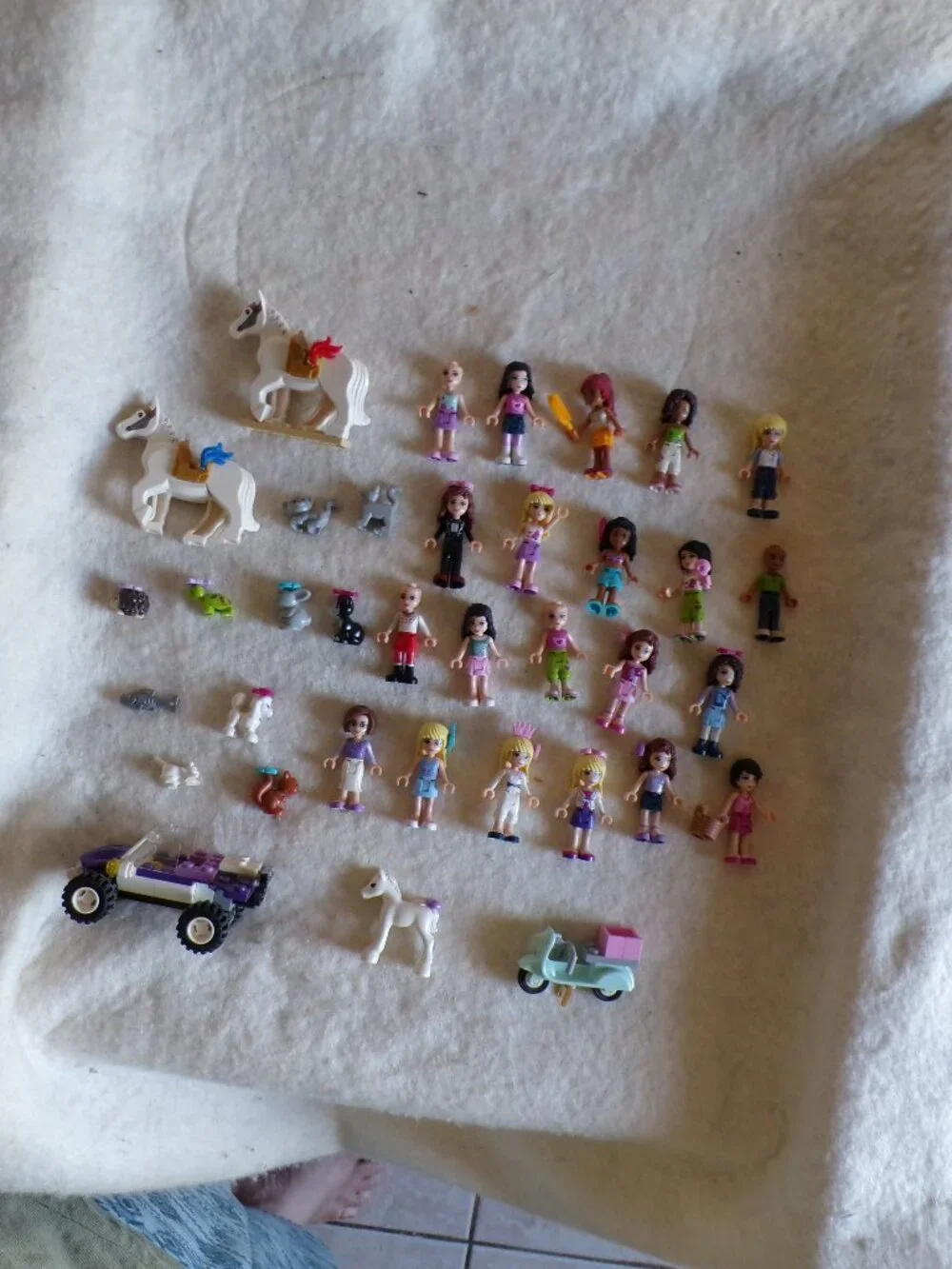 Lego Friends lot minifigs horses ATV scooter animals